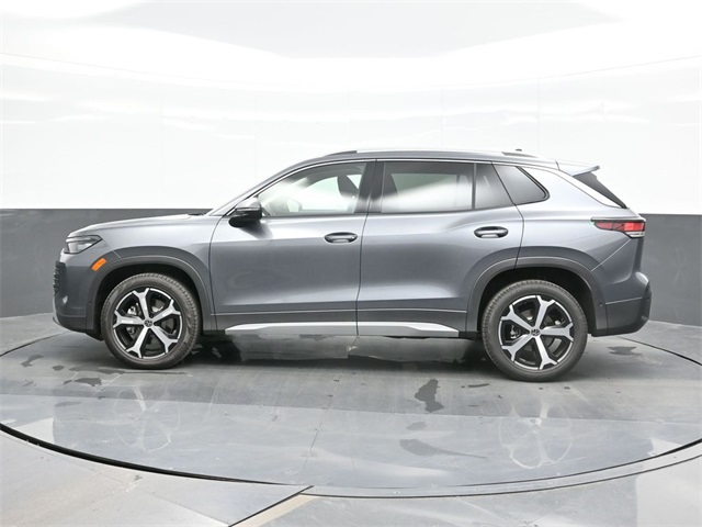 2025 Volkswagen Tiguan SE photo 3