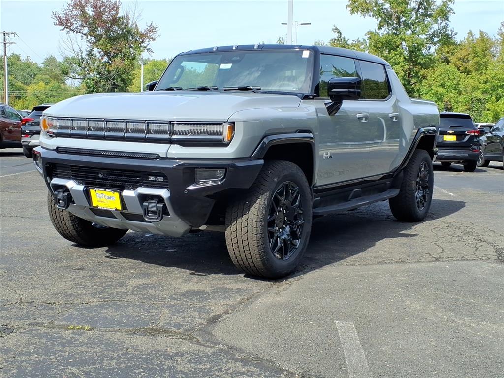 2026 GMC HUMMER EV 2X's photo