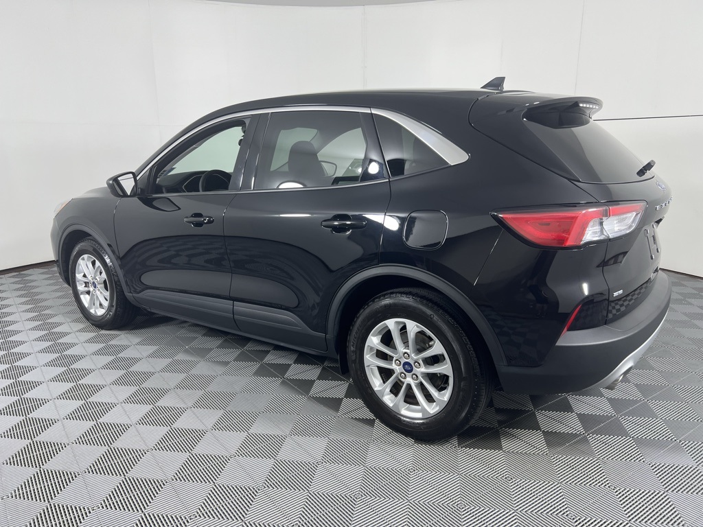 2022 Ford Escape SE photo 7