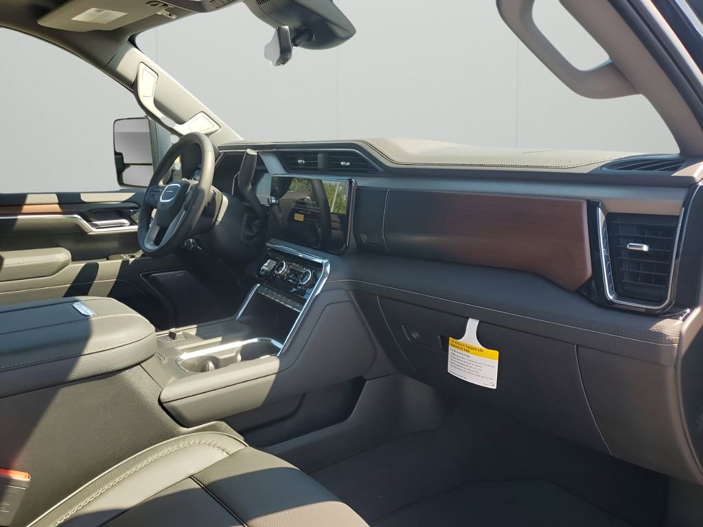 2026 Gmc Sierra 2500 Denali photo 10