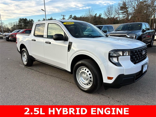 2025 Ford Maverick XL's photo