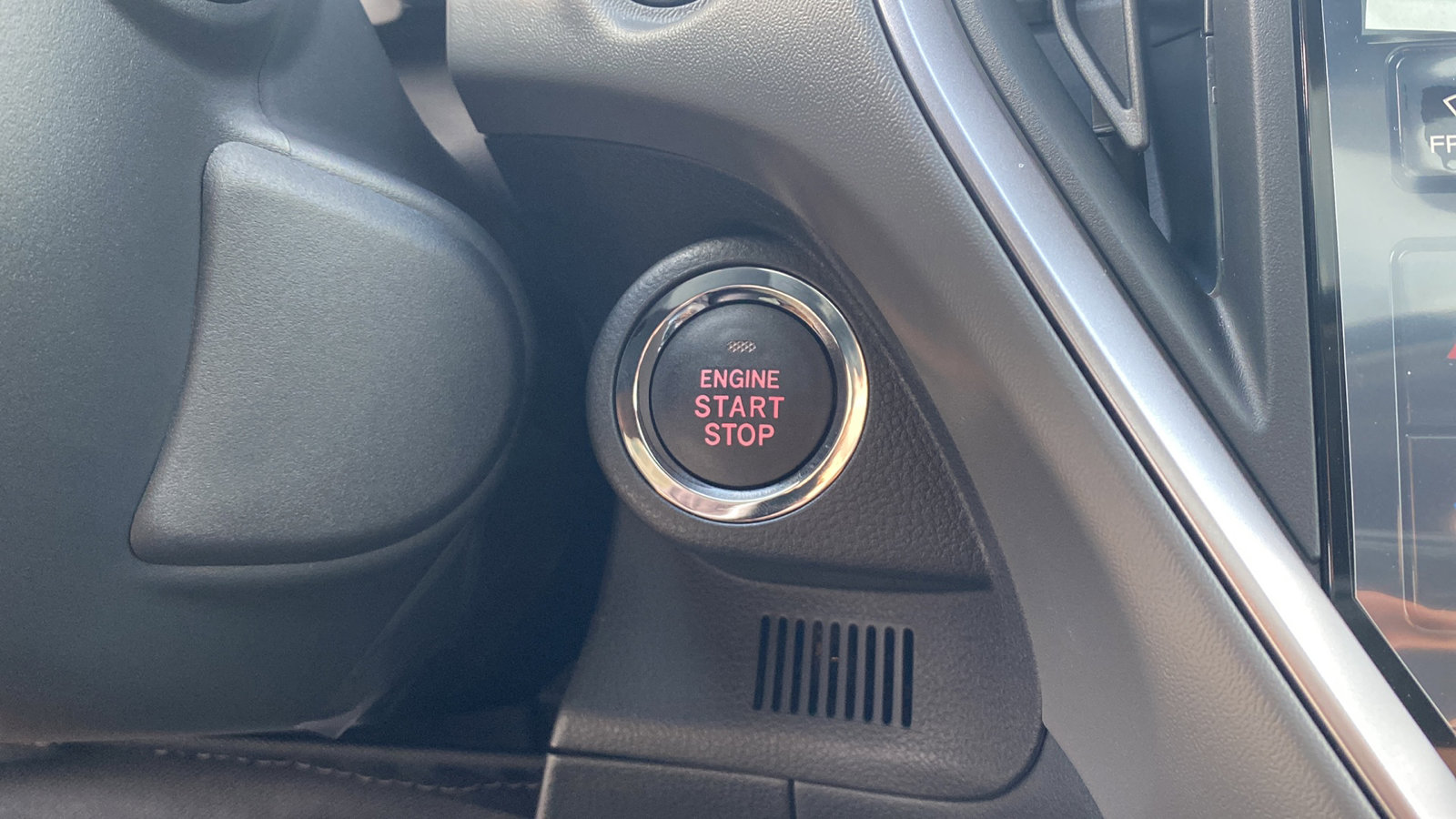 2025 Subaru Crosstrek Premium photo 14