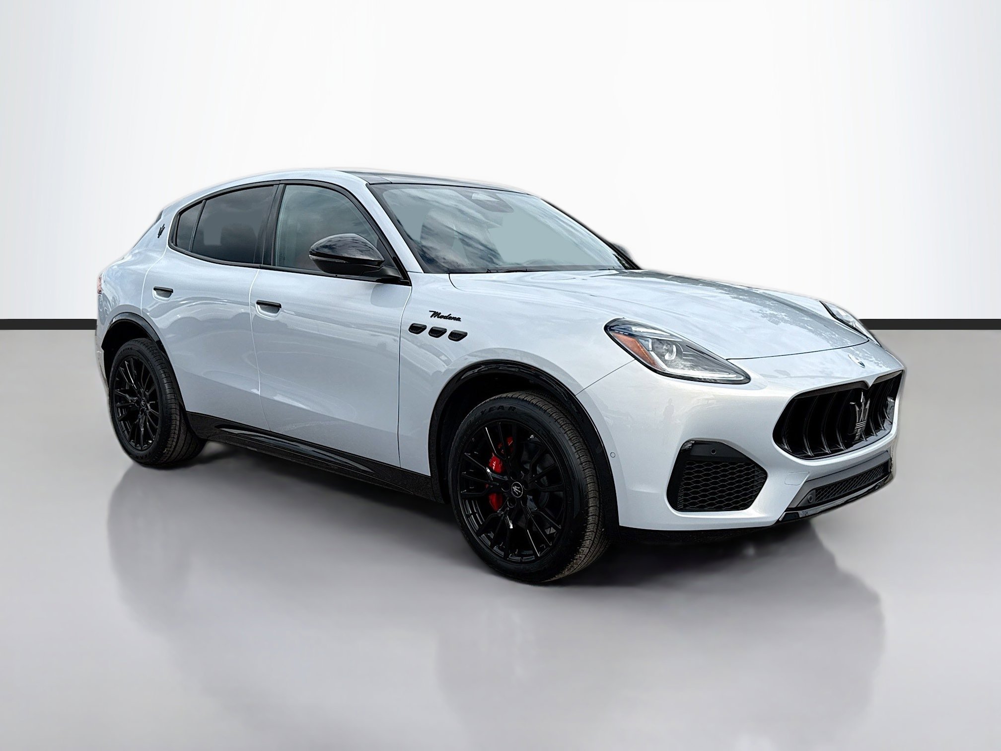 2025 Maserati Grecale MODENA's photo