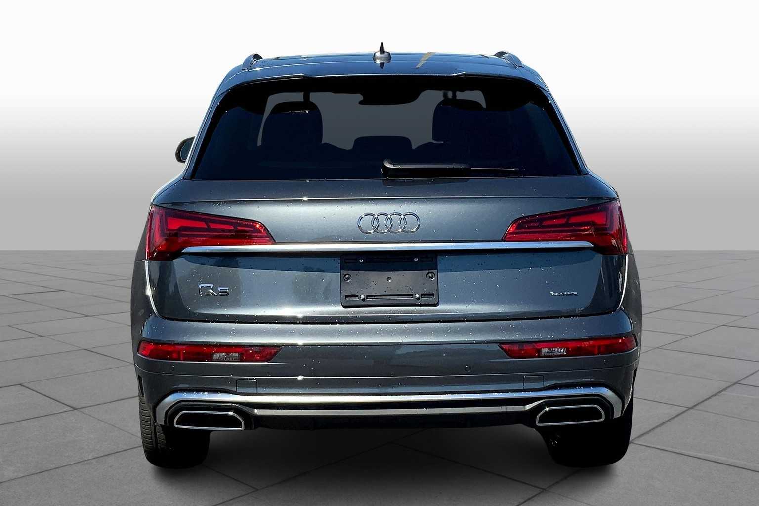 2024 Audi Q5 S line Premium Plus photo 4