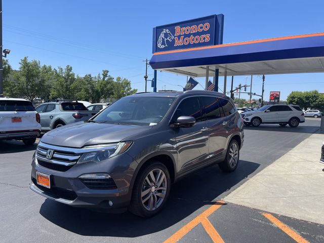 2018 Honda Pilot Elite photo 2