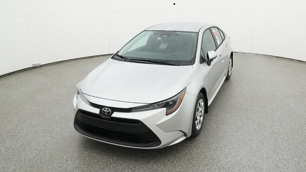 2025 Toyota Corolla LE photo 2