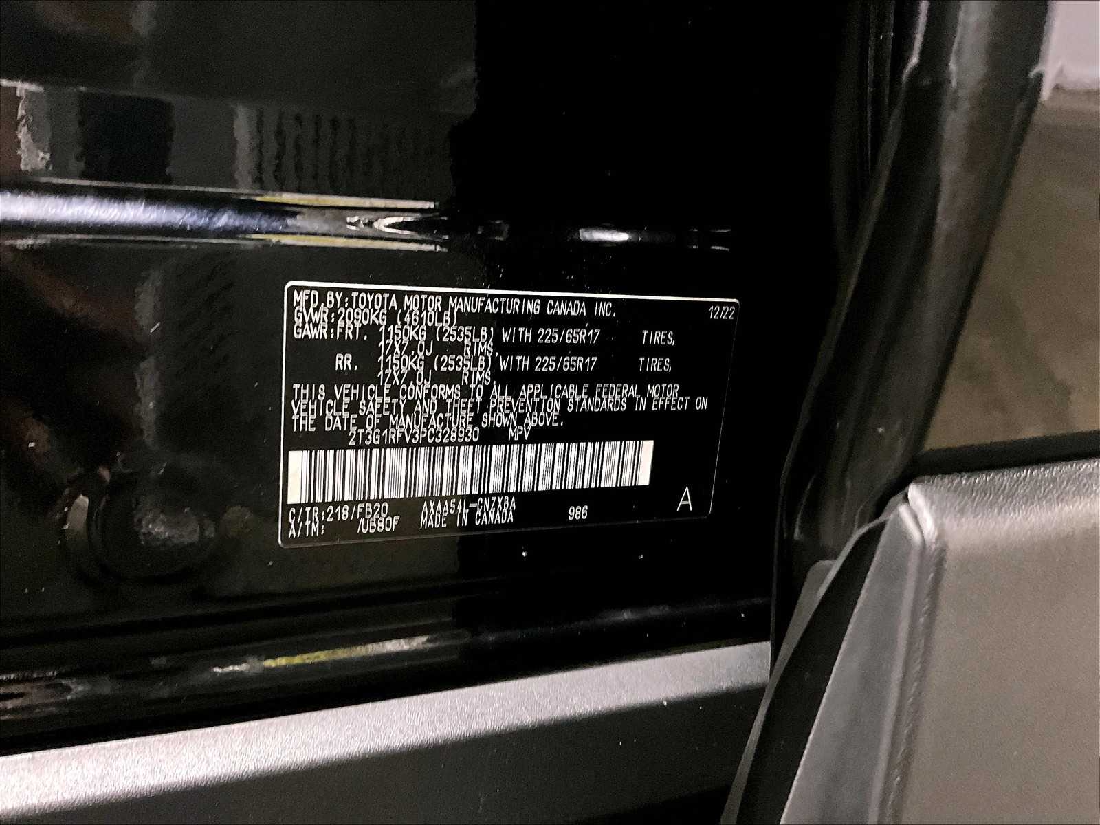 2023 Toyota RAV4 LE photo 32