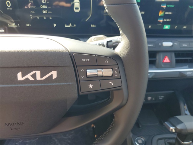 2025 Kia K4 EX photo 16