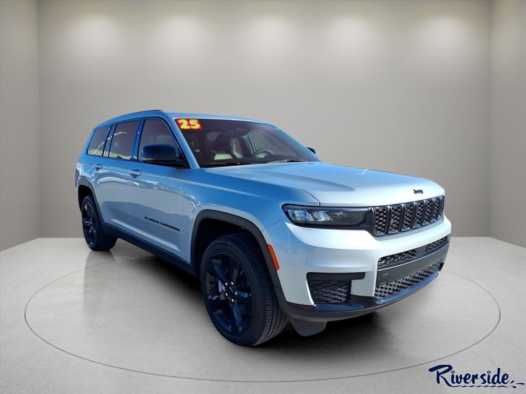 2025 Jeep Grand Cherokee L Altitude's photo