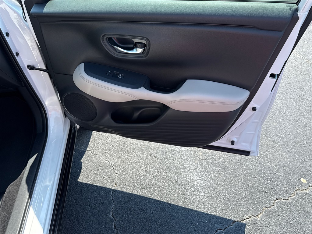 2023 Honda HR-V EX-L photo 11