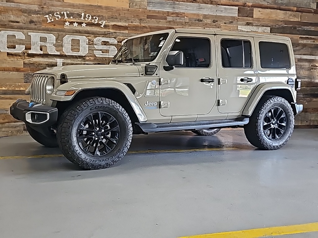 2022 Jeep Wrangler Unlimited Sahara 4xe photo 4