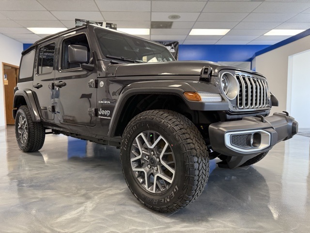 2024 Jeep Wrangler 4-Door Sahara's photo
