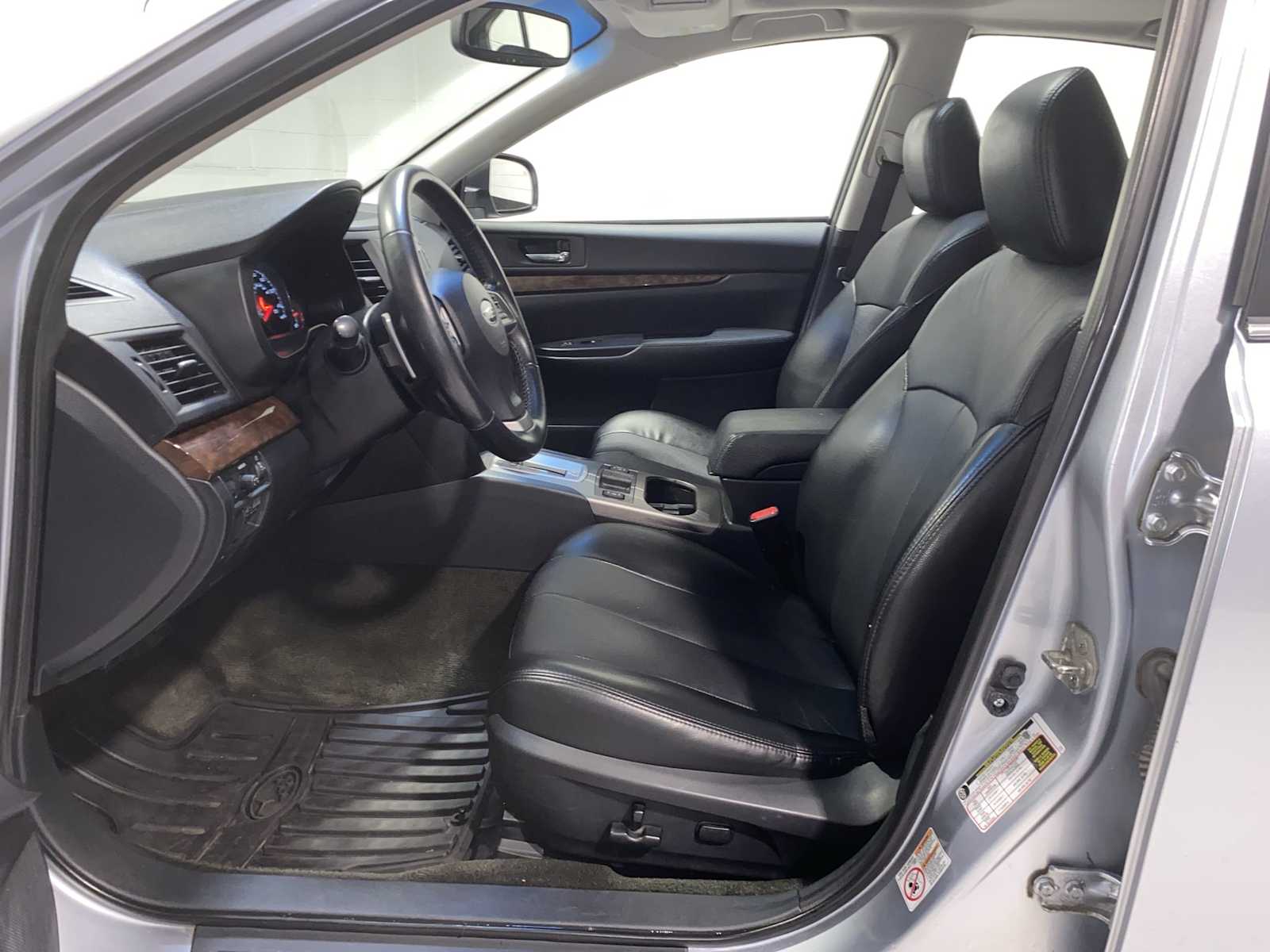 Used 2014 Subaru Legacy 2.5i Limited with VIN 4S3BMBL65E3002857 for sale in Verona, NJ