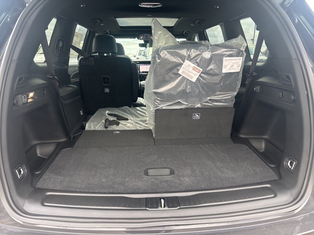 2025 Jeep Grand Cherokee Limited photo 4