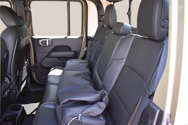 2025 Jeep Gladiator Sport photo 15
