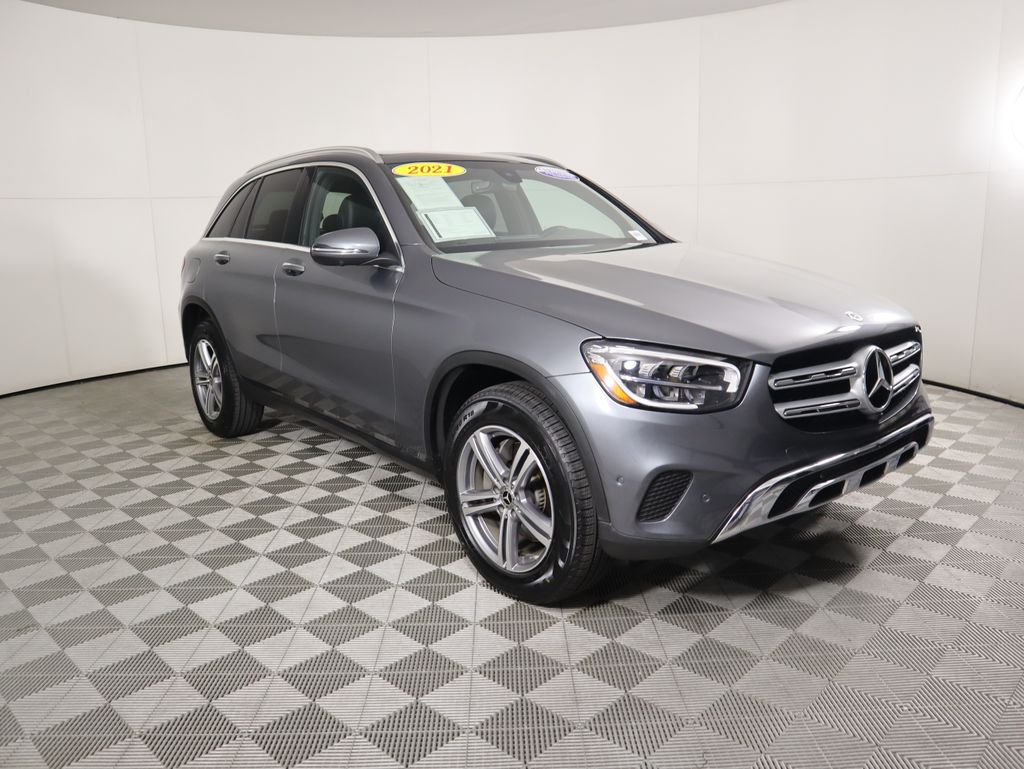 2021 Mercedes Benz GLC 300 photo 3