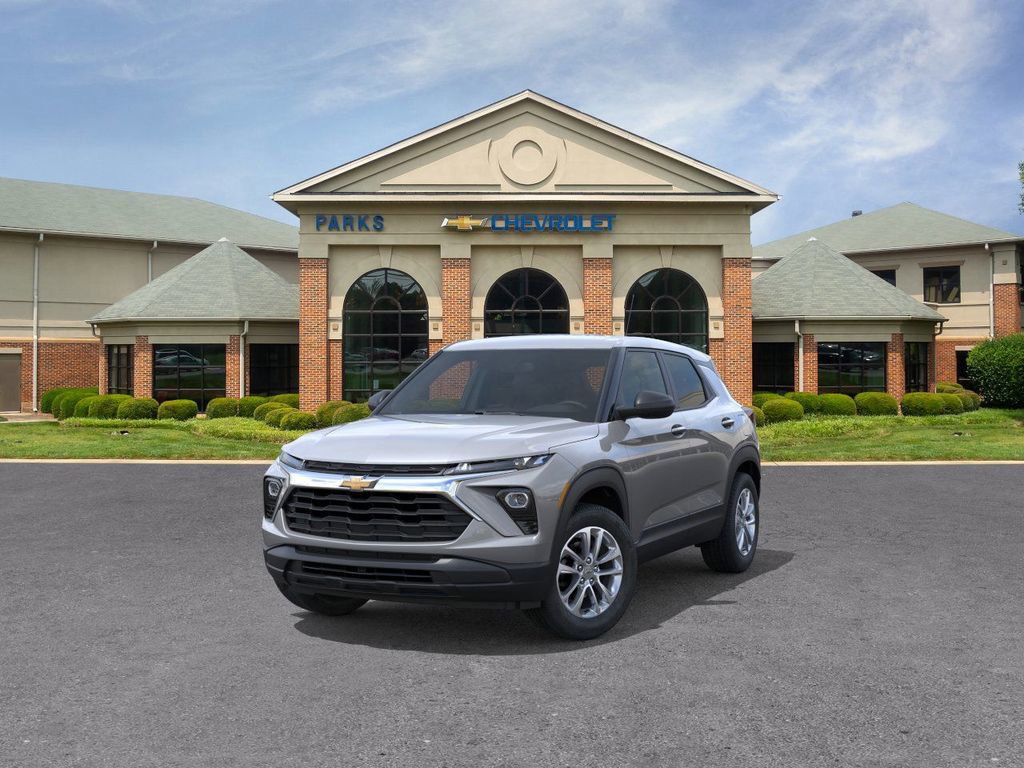 2026 Chevrolet Trailblazer LS photo 2