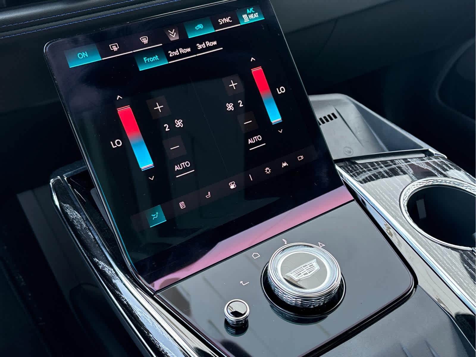 2025 Cadillac Escalade IQ Luxury photo 17