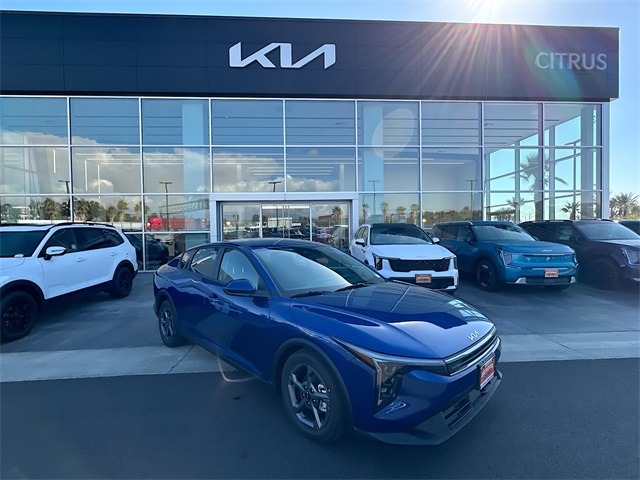 2025 Kia K4 LXS
