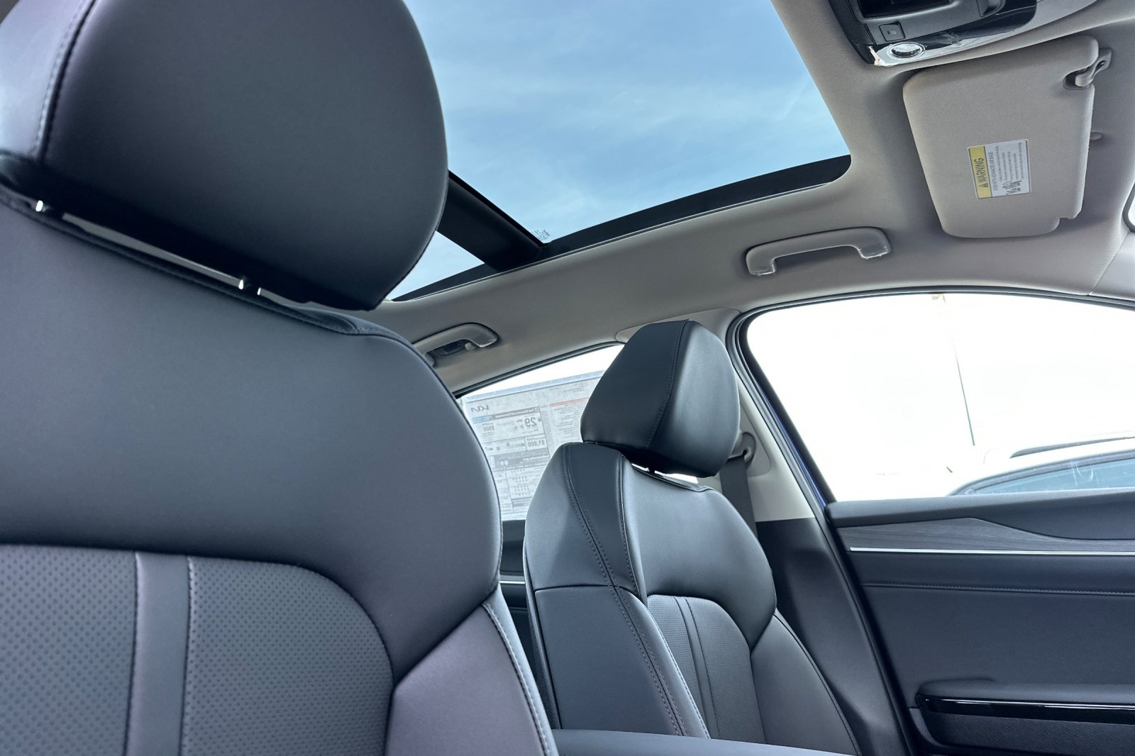 2025 Kia K5 EX photo 12