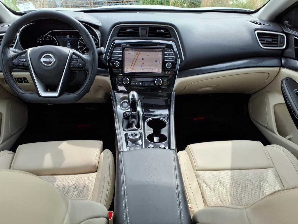 2023 Nissan Maxima Platinum photo 6