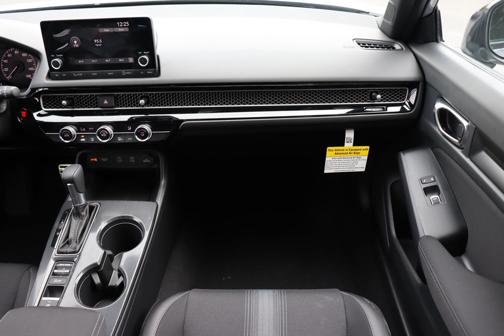 2025 Honda Civic Sport photo 16