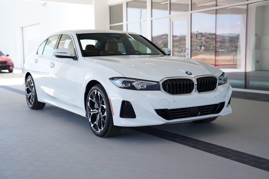 2025 BMW 3 Series 330i's photo