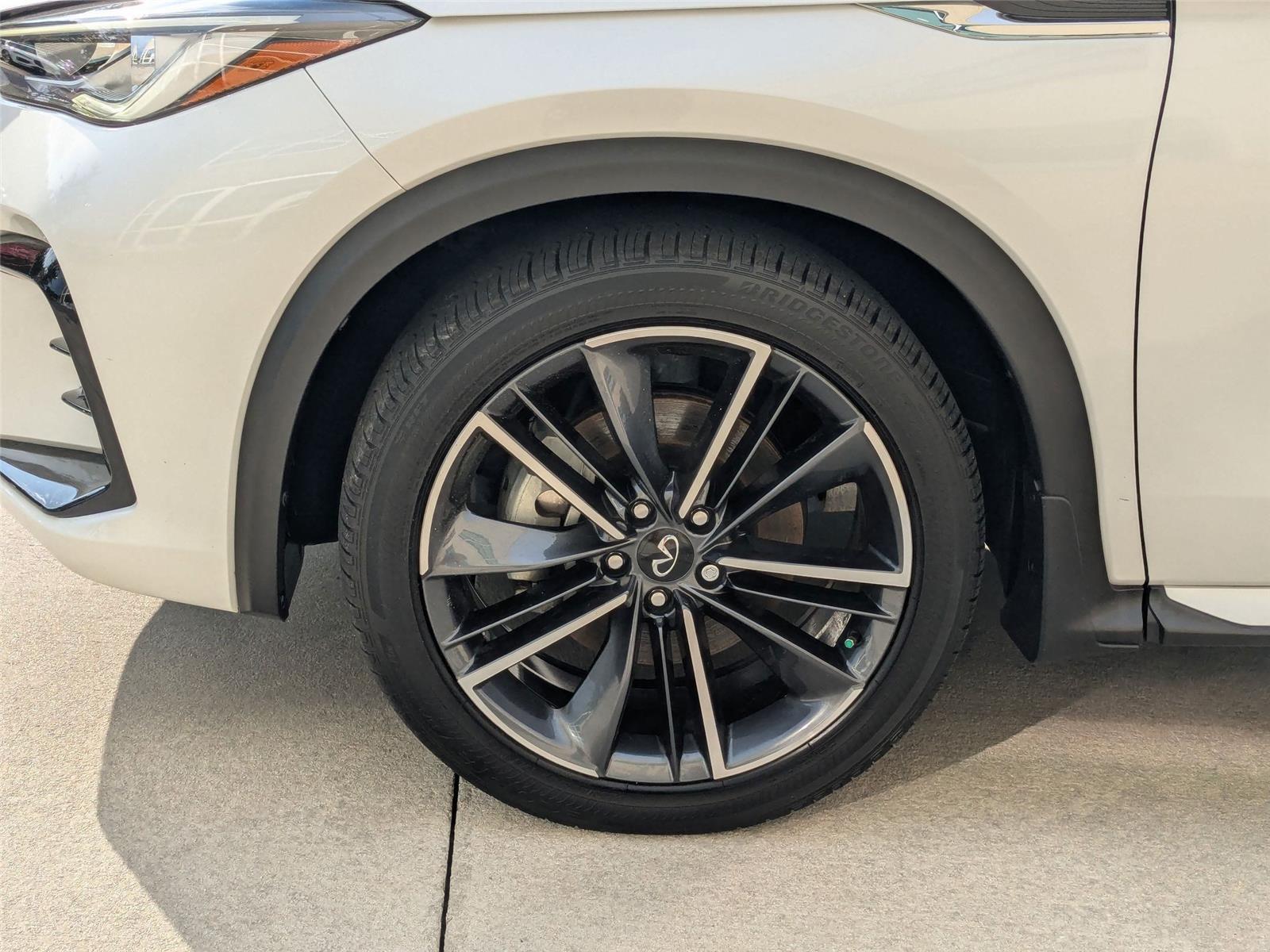 2023 Infiniti QX55 Luxe photo 10