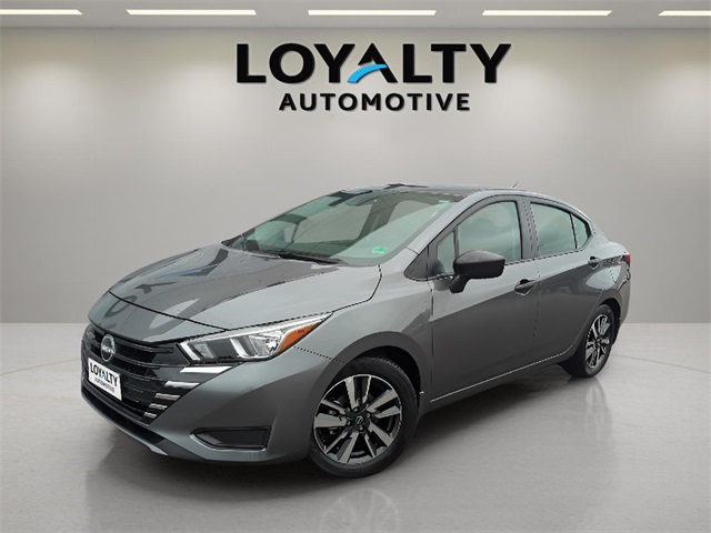 2024 Nissan Versa 1.6 S photo 2