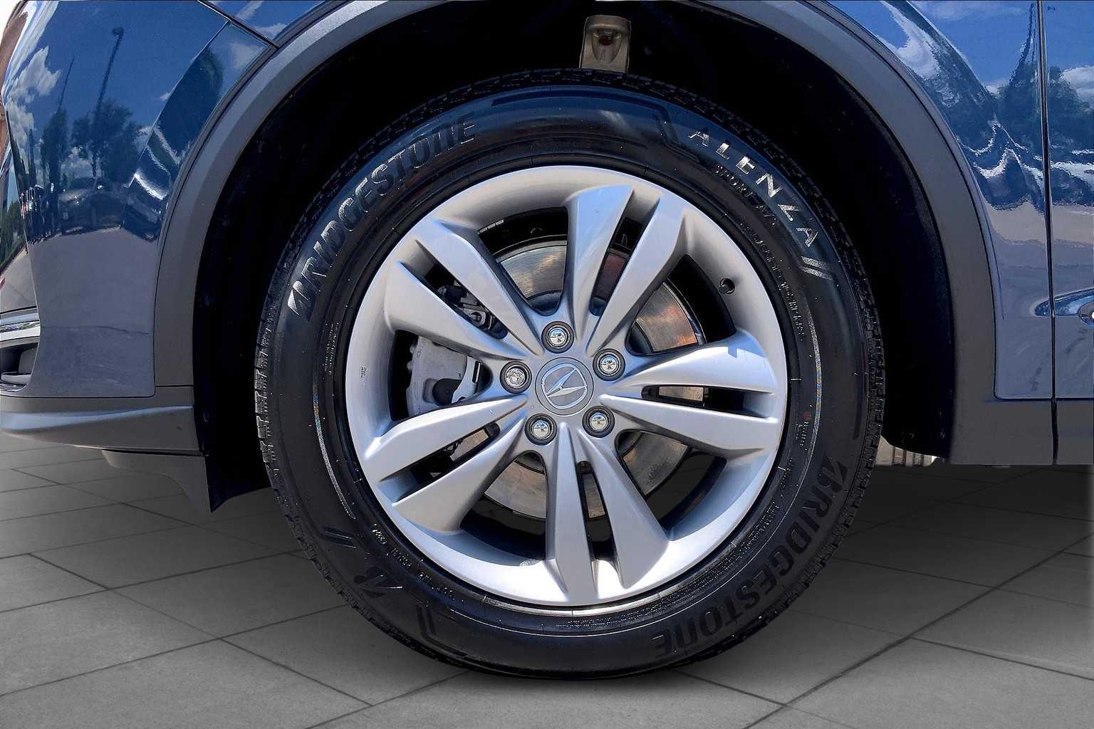 2025 Acura MDX SH-AWD photo 9