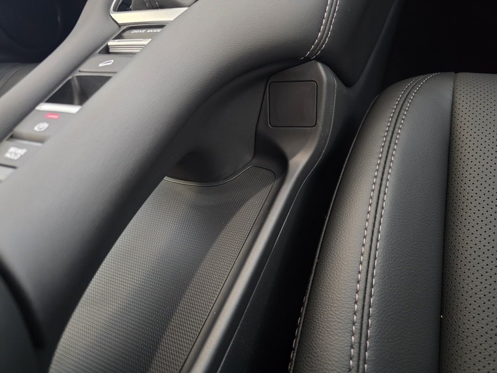 2026 Honda HR-V EX-L photo 27