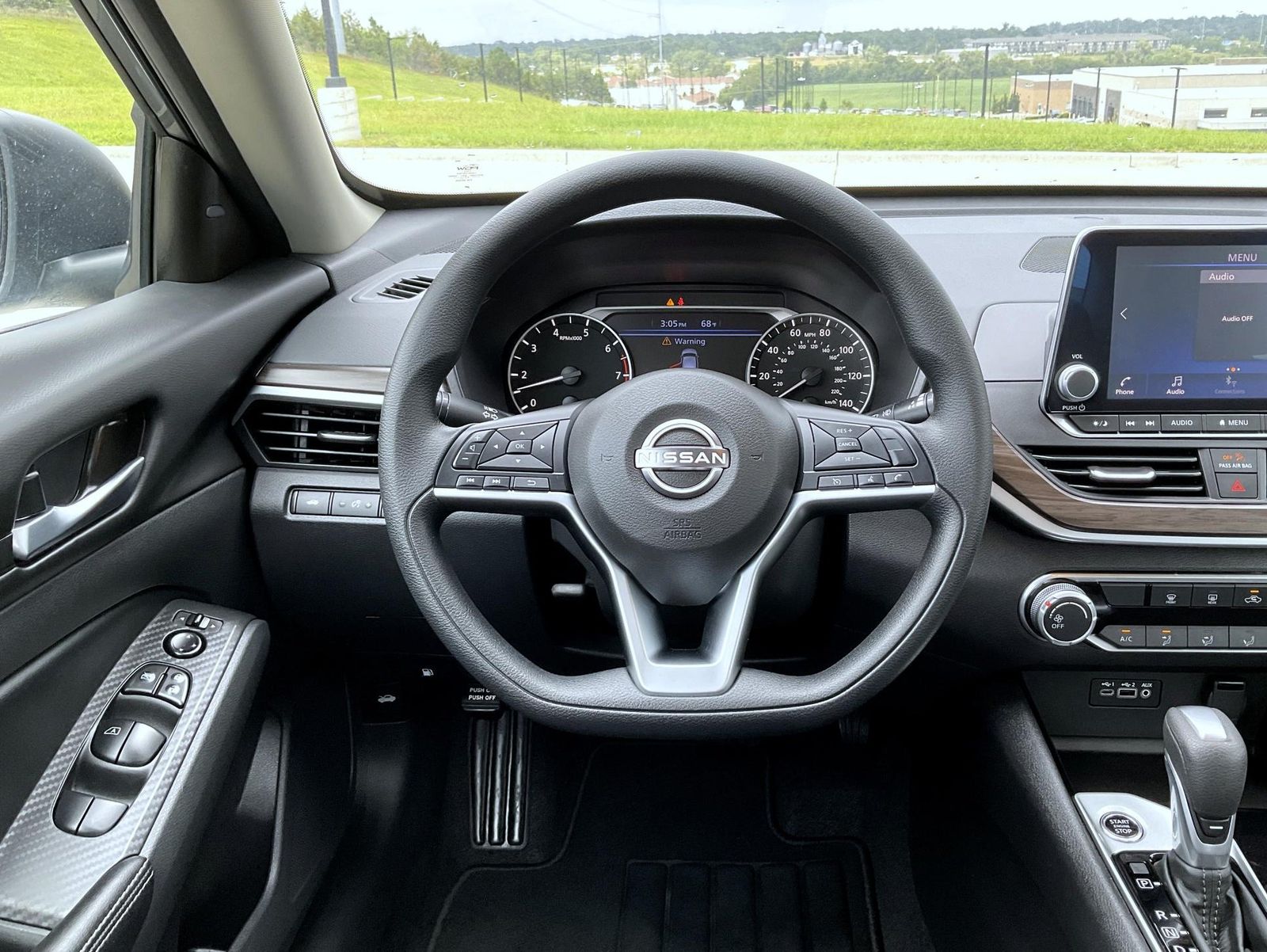 2024 Nissan Altima 2.5 SV photo 11