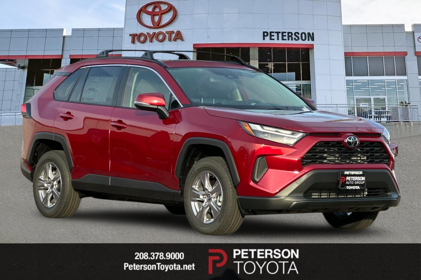 2025 Toyota RAV4 XLE's photo