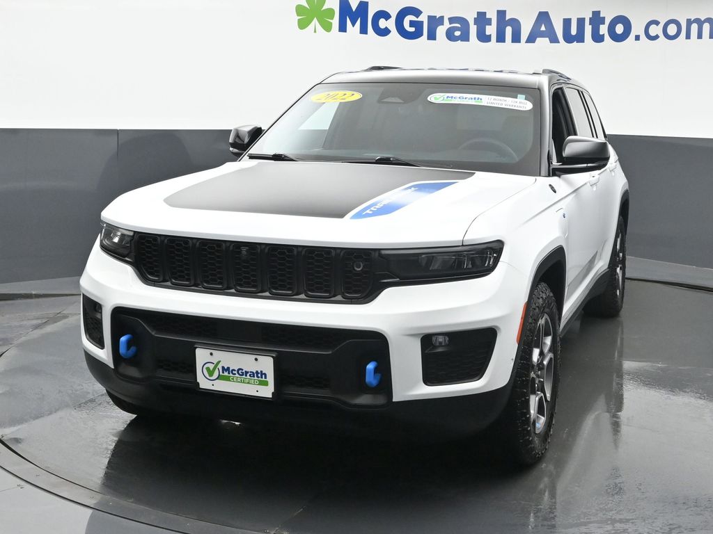 2022 Jeep Cherokee Trailhawk 4xe photo 3