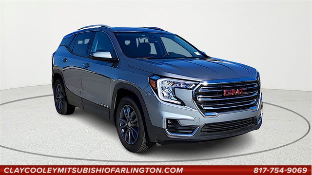 2024 GMC Terrain SLT's photo