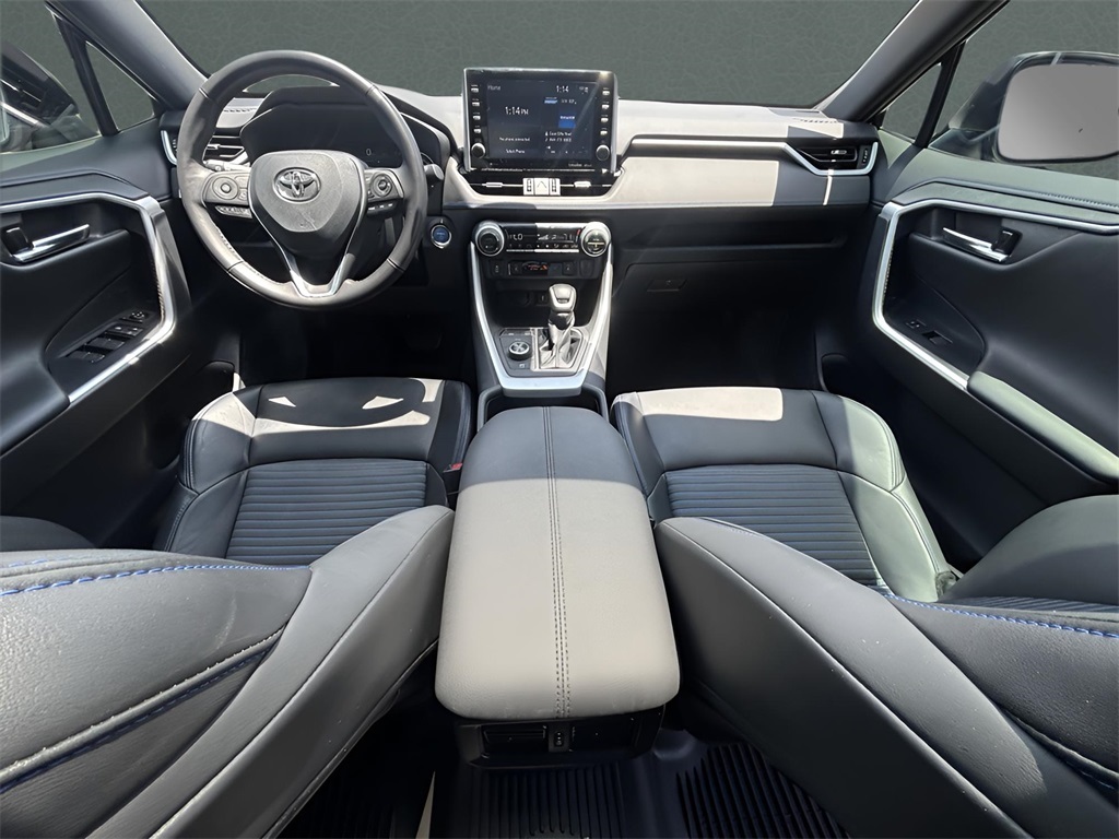 2022 Toyota RAV4 Hybrid XSE photo 14