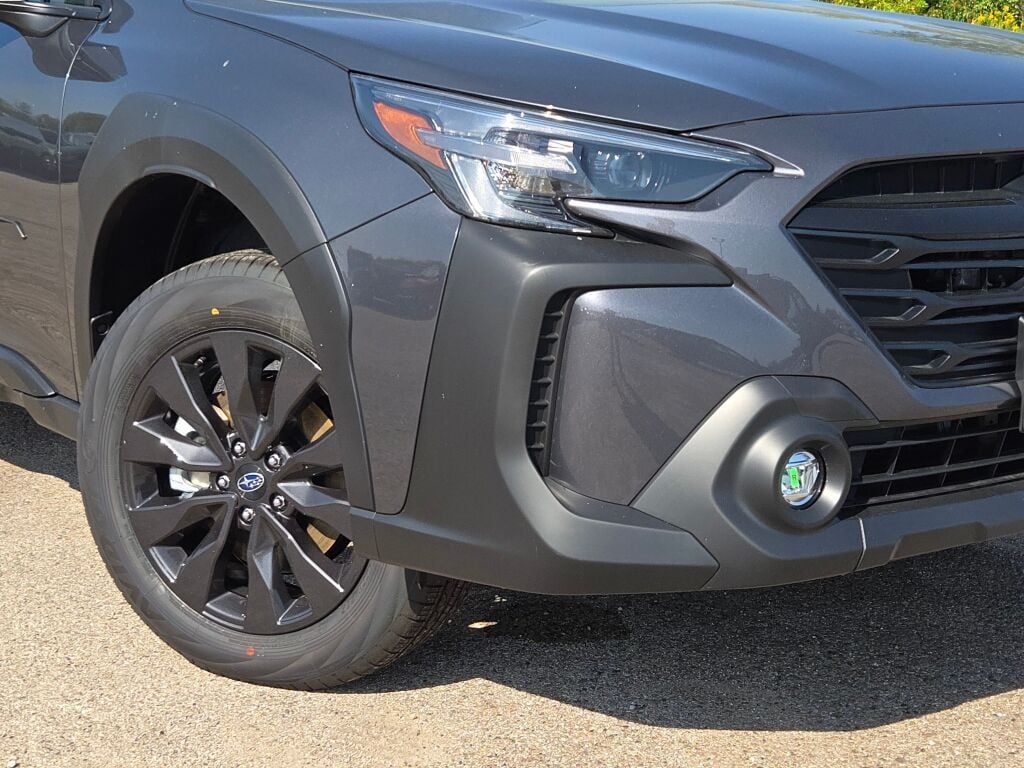 2025 Subaru Outback Onyx Edition photo 3