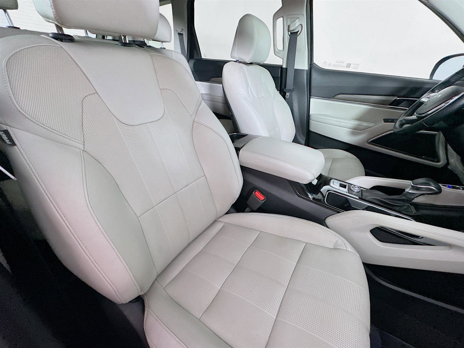 2022 Kia Telluride EX photo 26