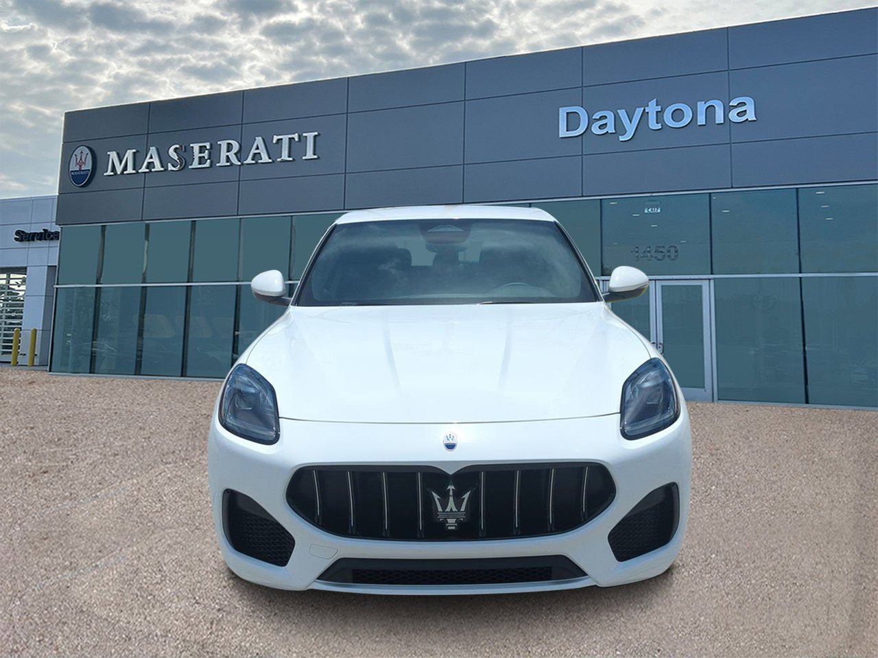 2025 Maserati Grecale photo 8