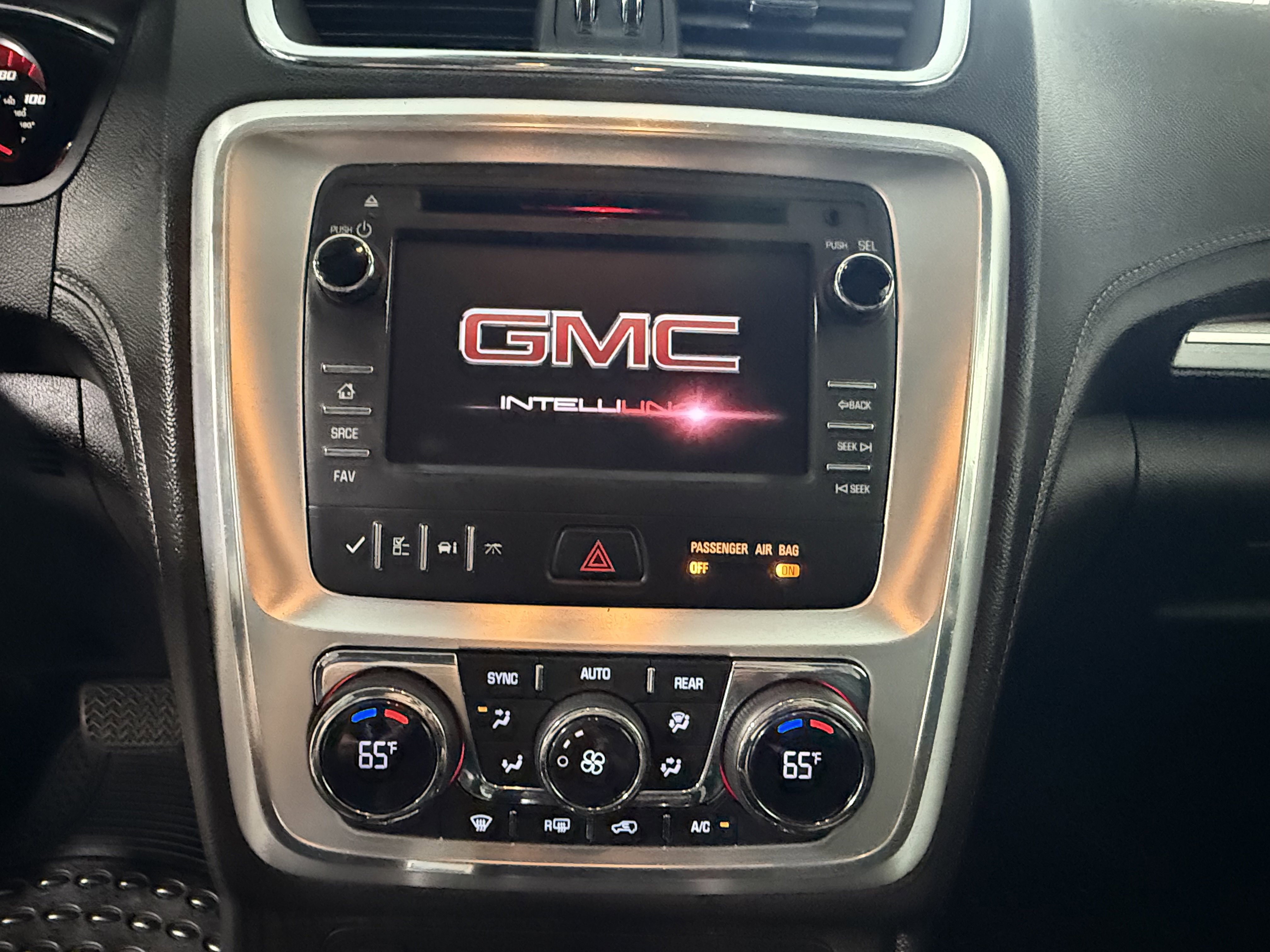 2014 Gmc Acadia SLT photo 18