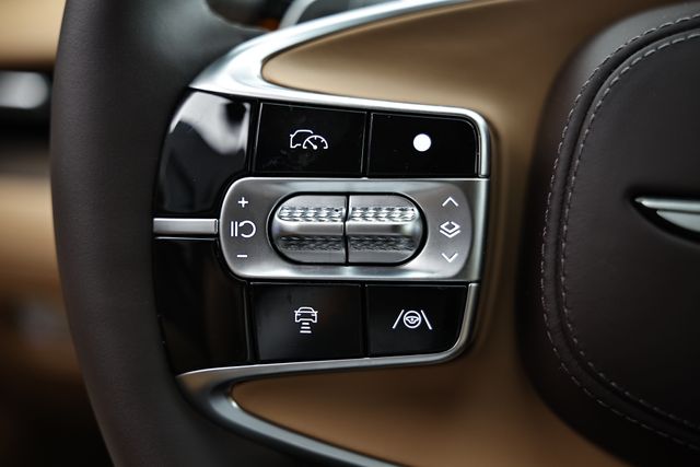 2025 Genesis G90 3.5T AWD photo 35