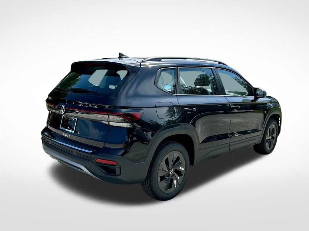 2025 Volkswagen Taos S photo 4