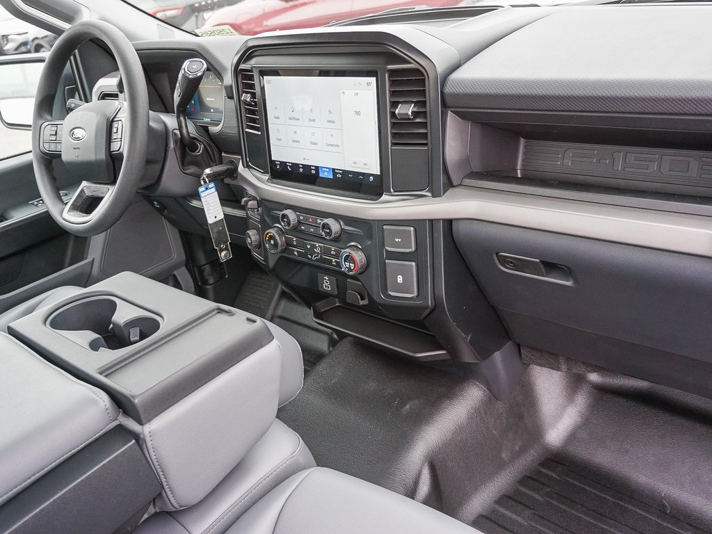 2025 Ford F-150 XL photo 13