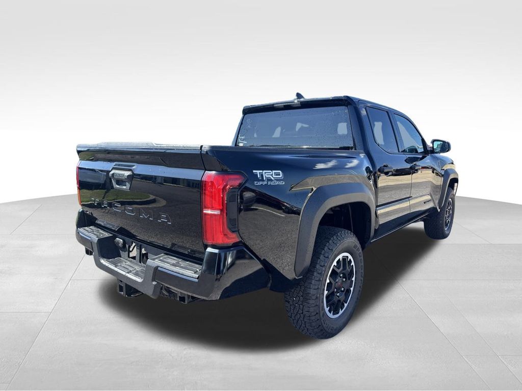 2025 Toyota Tacoma TRD Off-Road SR photo 3