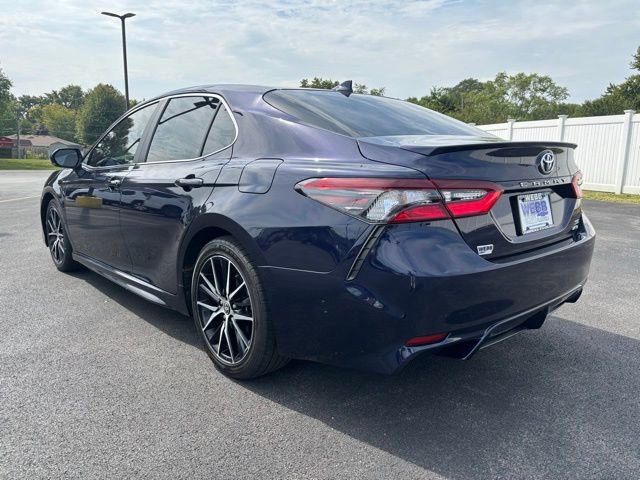 2021 Toyota Camry SE photo 8