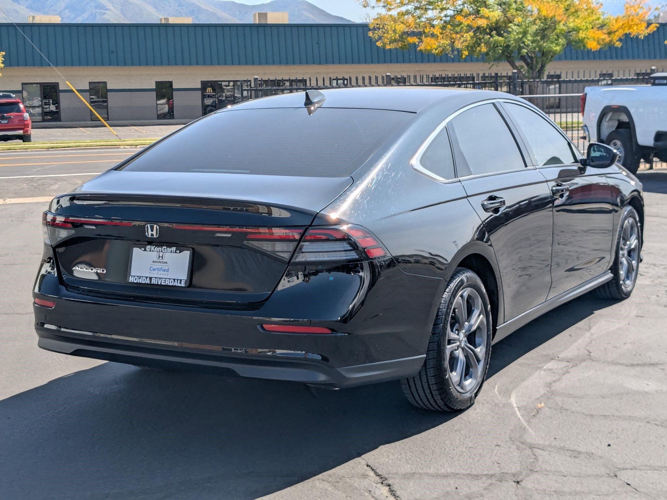 2023 Honda Accord 1.5T EX photo 2