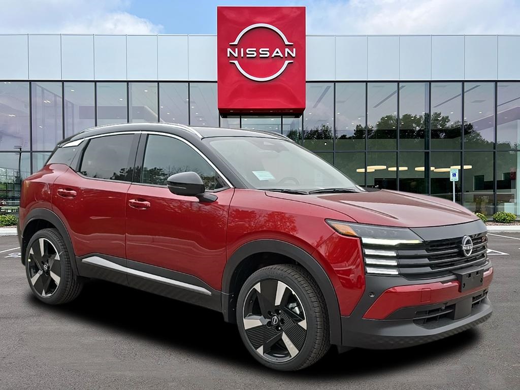 2025 Nissan Kicks SR photo 2