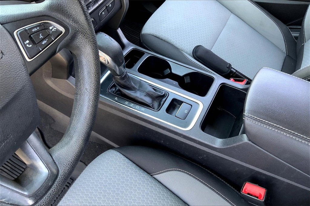 2019 Ford Escape SE photo 16