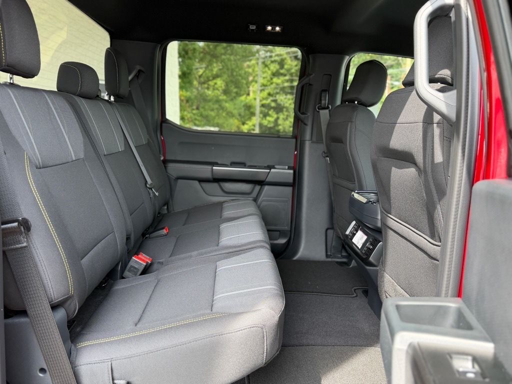 2025 Ford F-150 STX photo 11