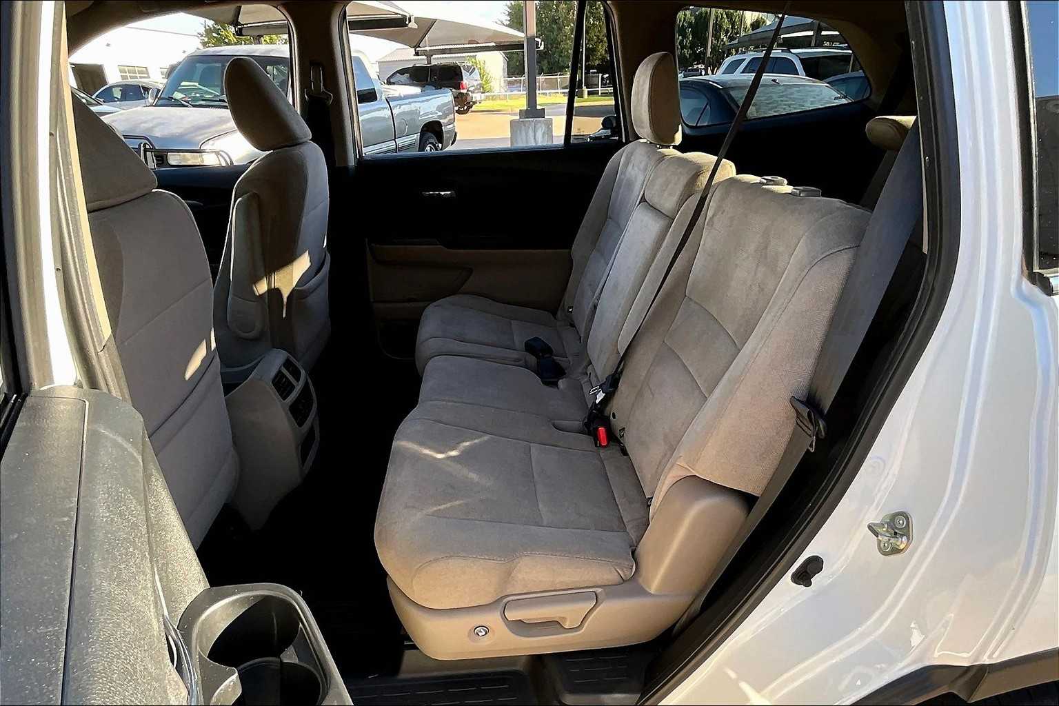 2020 Honda Pilot EX photo 18